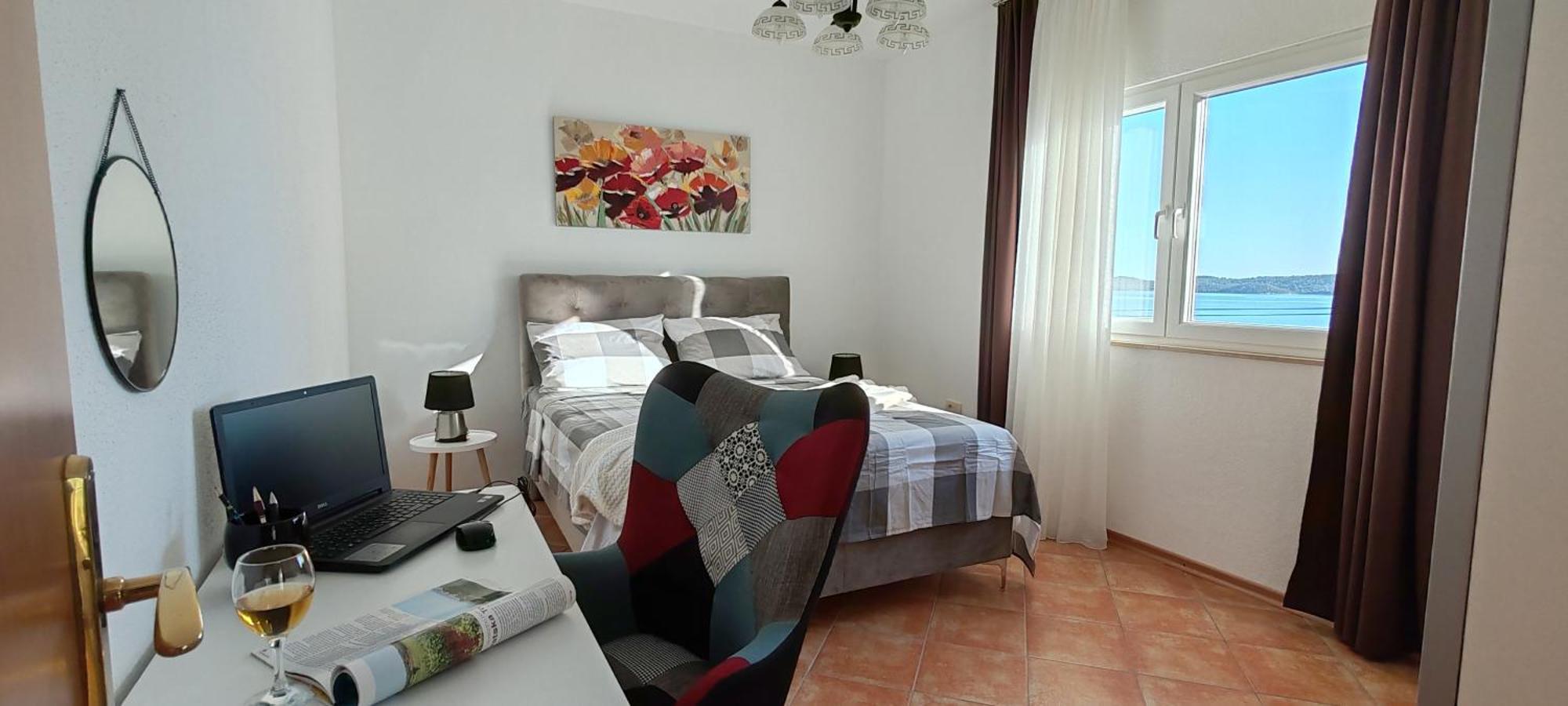 Apartments Tomi & Ivana Трогір Екстер'єр фото
